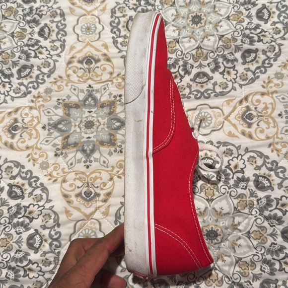 Vans - Picture 8 of 8